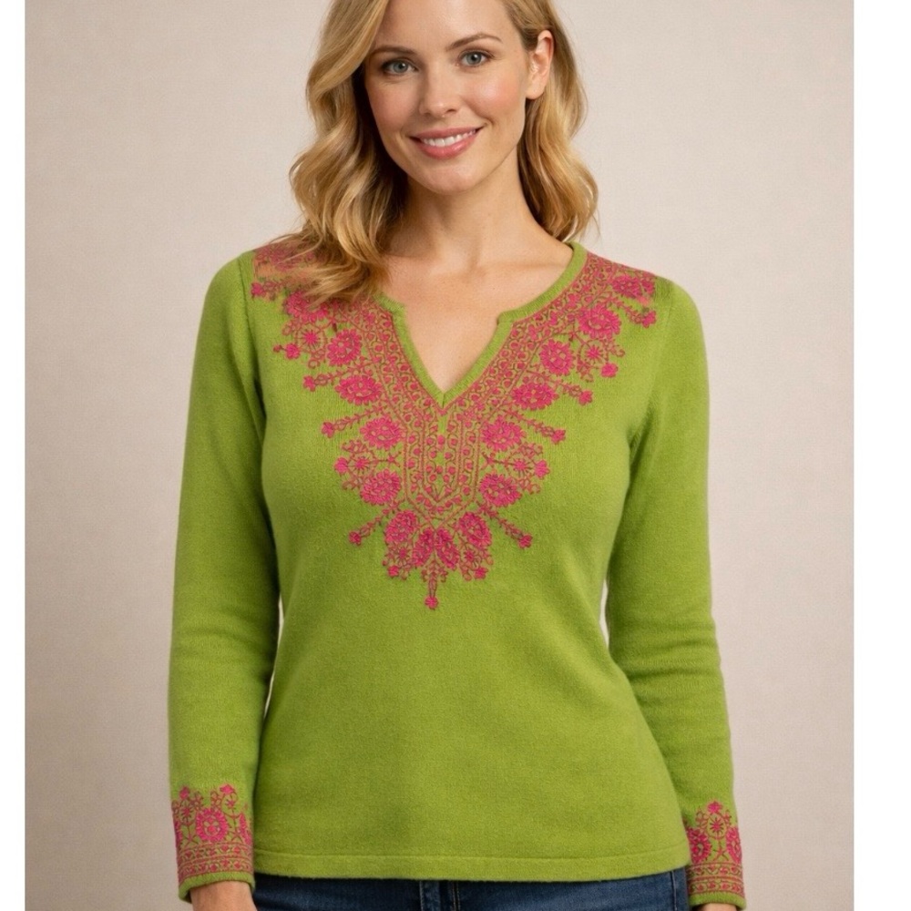 Lilly Pulitzer all cashmere sweater size medium … EUC worn once!